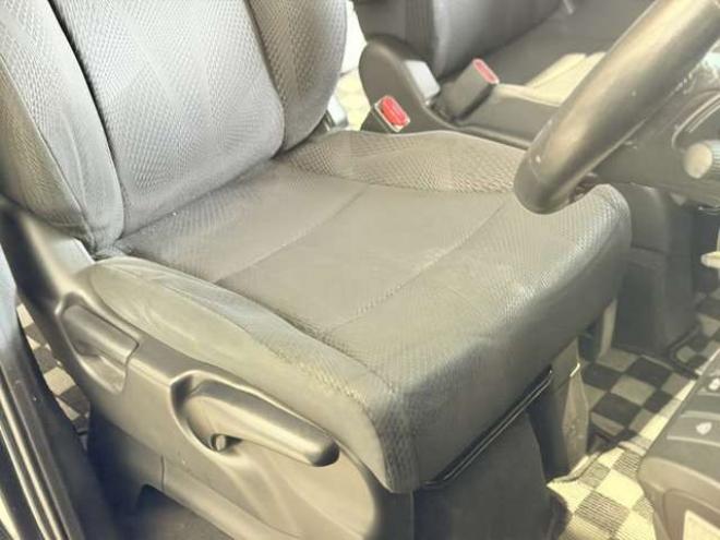 ステップワゴン2.0 スパーダ S 4WD　防錆塗装4WDドラレコTVナビBカメ 2000