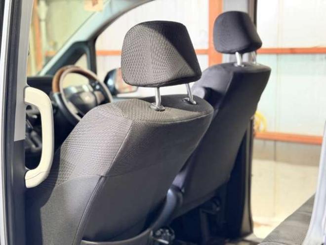 ステップワゴン2.0 スパーダ S 4WD　防錆塗装4WDドラレコTVナビBカメ 2000