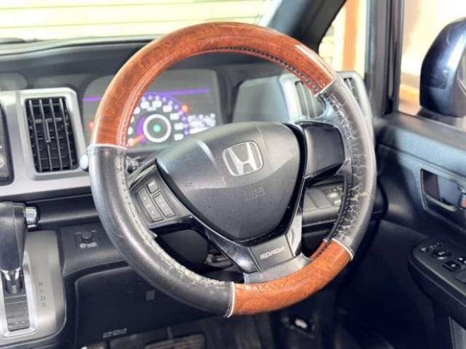 ステップワゴン2.0 スパーダ S 4WD　防錆塗装4WDドラレコTVナビBカメ 2000