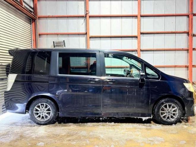 ステップワゴン2.0 スパーダ S 4WD　防錆塗装4WDドラレコTVナビBカメ 2000