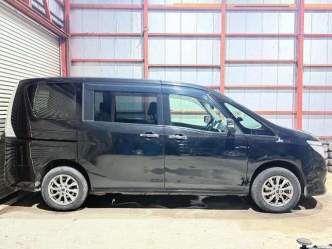 セレナ2.0 20X 4WD　防錆塗装4WDTVナビBカメETC後席モニタ 2000