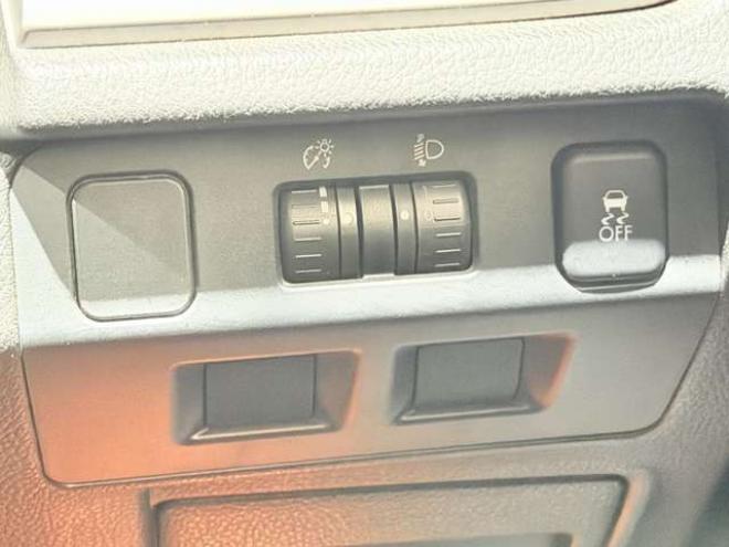 インプレッサスポーツ 1.6 i 4WD　防錆塗装4WDTVナビBカメETCドラレコ 1600