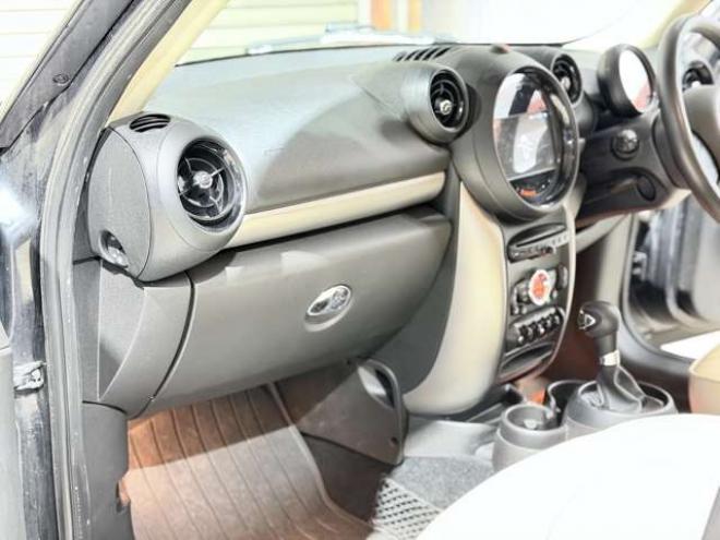 ミニクロスオーバー クーパー D オール4 4WD　防錆塗装4WDアンドロイドナビBカメETC 正規輸入車 2000