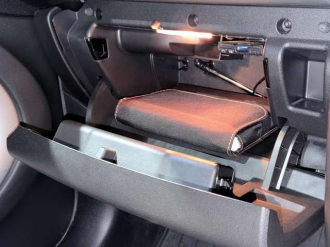 ミニクロスオーバー クーパー D オール4 4WD　防錆塗装4WDアンドロイドナビBカメETC 正規輸入車 2000