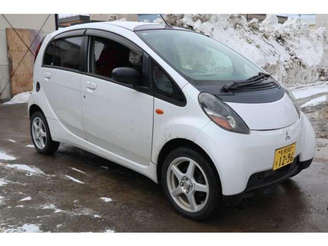 iM 4WD　R9/12月・スマートキー 660