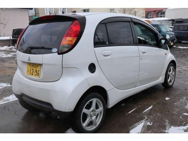 iM 4WD　R9/12月・スマートキー 660