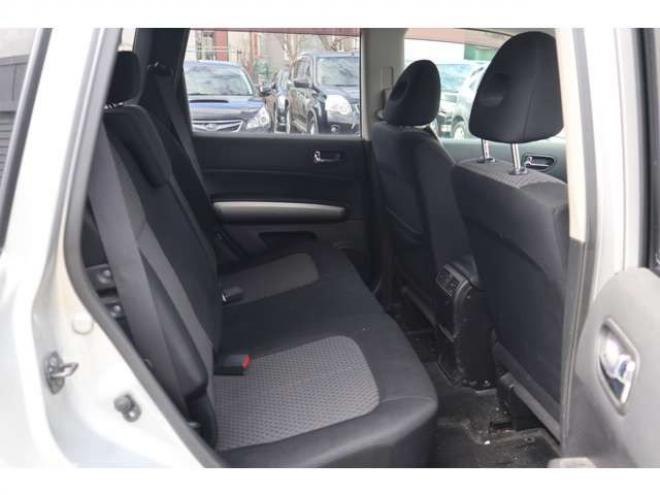 エクストレイル2.0 20GT ディーゼルターボ 4WD　6速マニュアル・ナビ・TV・Bカメラ 2000