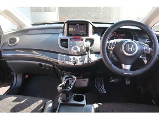 オデッセイ2.4 アブソルート 4WD　ナビ・TV・バックカメラ・キーレス 2400