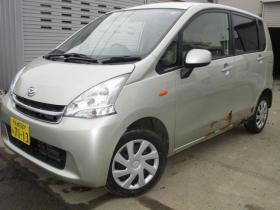 ムーヴ　L 4WD　R9/9月・キーレス 660