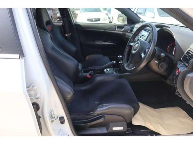 インプレッサSTI 2.0 WRX 4WD　6速MT・Tベル済み・外マフラー 2000