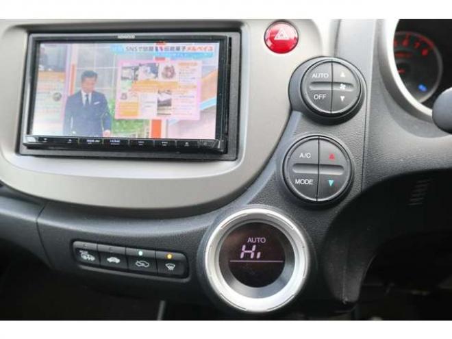 フィット1.5 RS 4WD　7.6万キロ・ナビ・TV・バックカメラ・キーレス 1500