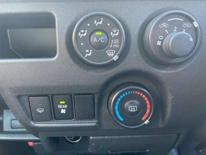 ハイエースバン2.8 DX ロング ディーゼルターボ 4WD　 2800