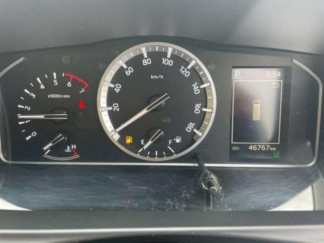 ハイエースコミューター 2.7 DX 4WD　4WD　乗車定員　4+18人　幼児バス　2ナンバー 2700