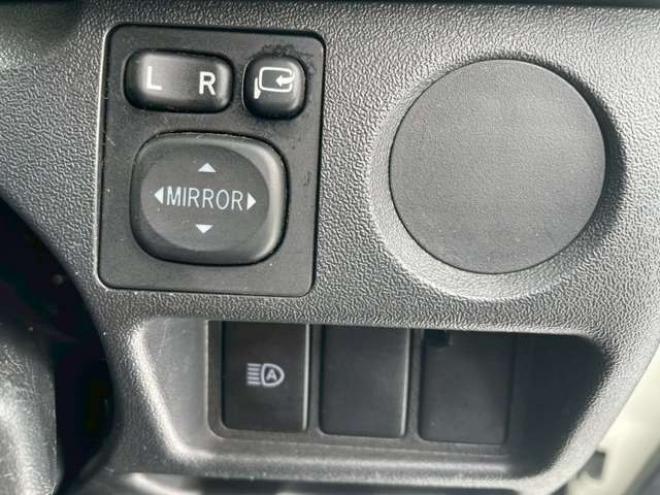 ハイエースコミューター 2.7 DX 4WD　4WD　乗車定員　4+18人　幼児バス　2ナンバー 2700