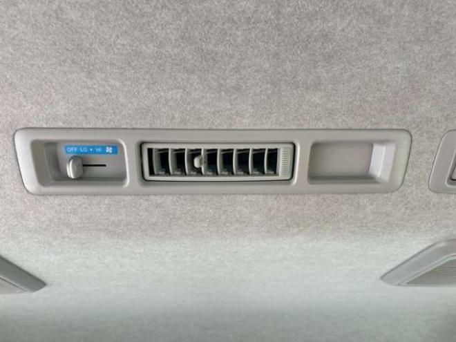 ハイエースコミューター 2.7 DX 4WD　4WD　乗車定員　4+18人　幼児バス　2ナンバー 2700