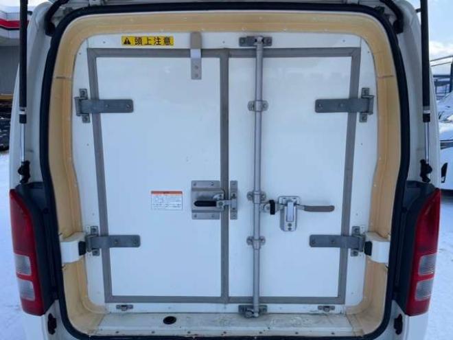 ハイエースバンレイトウシャ-22℃　4WD　 2800