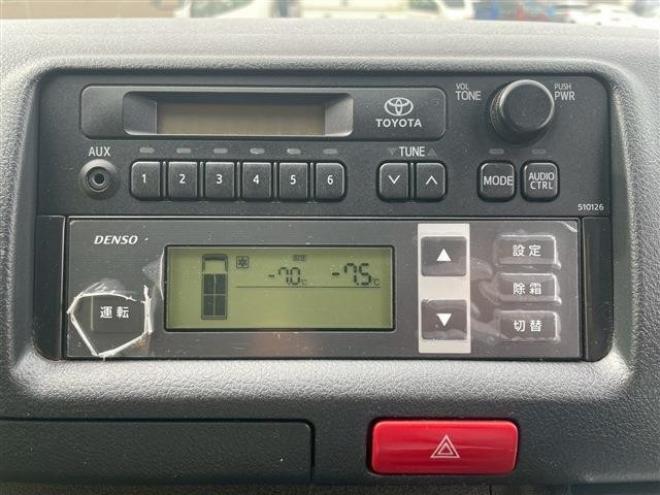 ハイエースバン2.8 中温強化冷凍バン ロング ディーゼルターボ 4WD　 2800