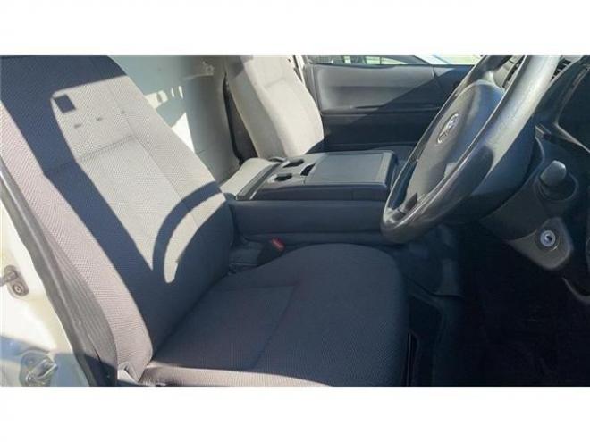 ハイエースバン2.8 中温強化冷凍バン ロング ディーゼルターボ 4WD　 2800