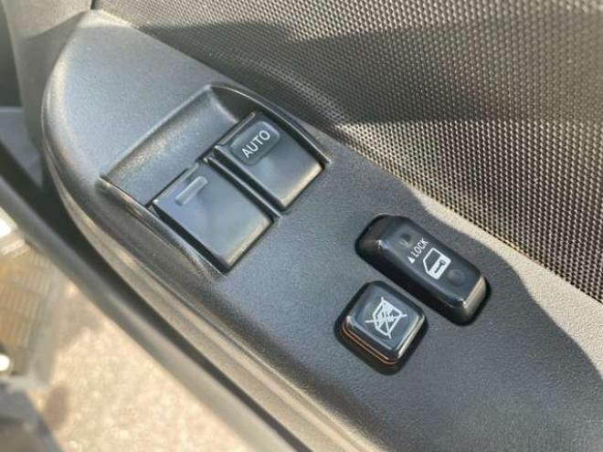 ハイエースバン3.0 中温冷凍バン ロング ディーゼルターボ 4WD　 3000