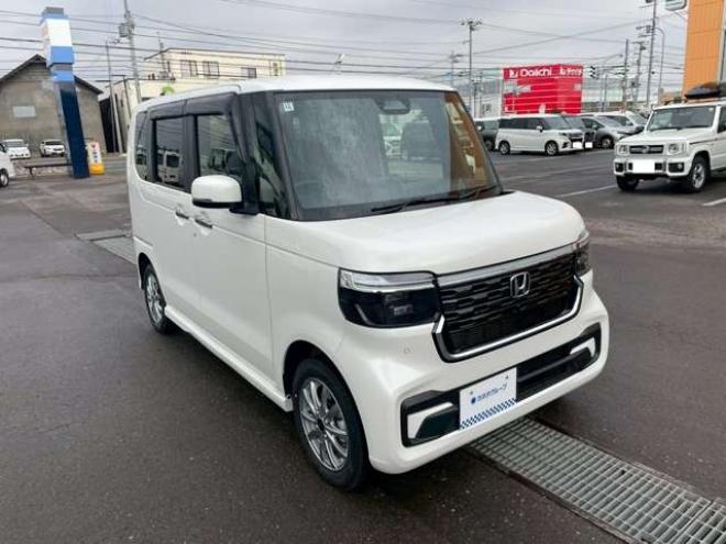 N-BOXカスタム 660 4WD　 660