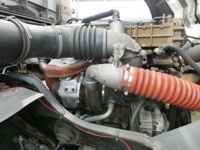 スーパーグレート平ボディ　QPG-FV60VZ　 2WD 12800