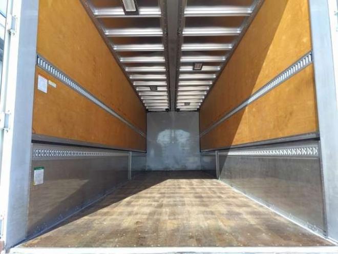 ギガウイング　QKG-CYJ77B 日本フルハーフ　 2WD 9830