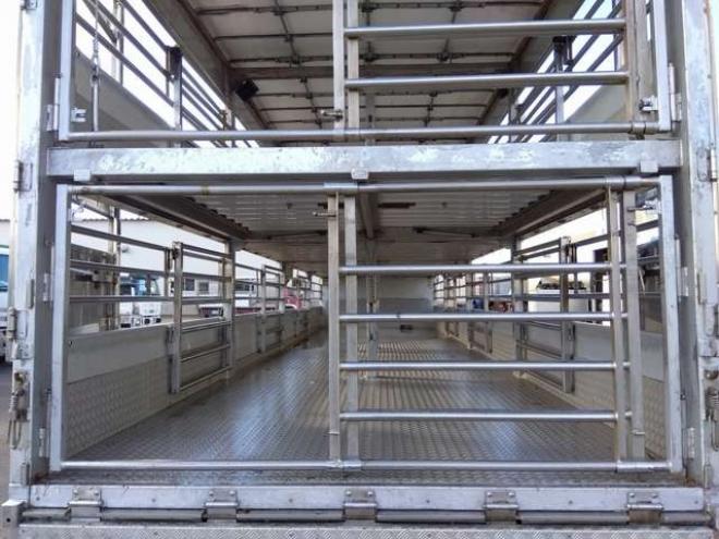 スーパーグレート家畜運搬車　QKG-FS54VZ　 2WD 12800