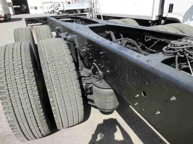 ギガキャブ付シャーシ　PDG-CYY77V8　 2WD 9830