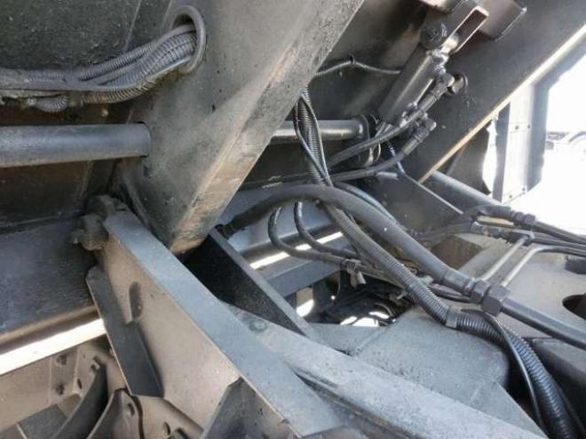 レンジャー塵芥車　ADG-FX7JDWA　富士重工　 4WD 6400