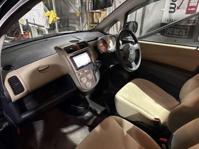 ライフC トピック 4WD　検8年10月・市内コ・ミ・コ・ミ 660