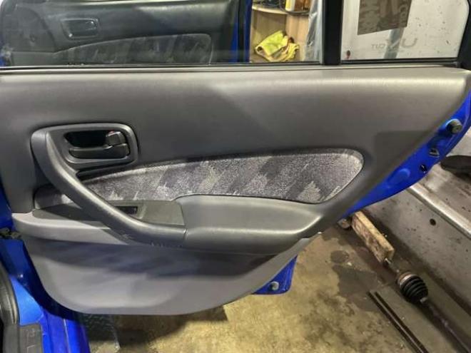 スカイライン2.5 25GT FOUR 4WD　5MT!4WD!検8年12月!市内コ・ミ・コ・ミ 2500