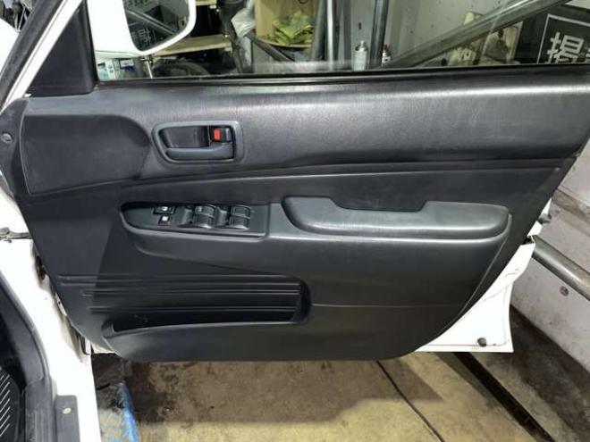 コンフォート元教習車ガソリンデラックス　5MT!検新規(2年付)市内コ・ミ・コ・ミ 2WD 2000