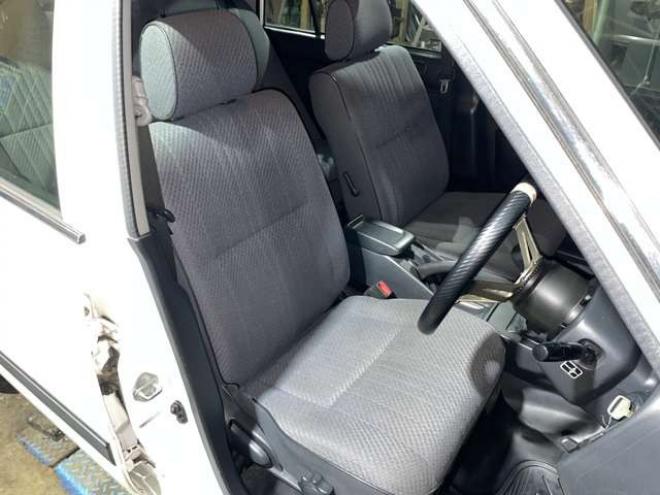 コンフォート元教習車ガソリンデラックス　5MT!検新規(2年付)市内コ・ミ・コ・ミ 2WD 2000