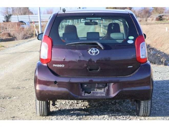 パッソ1.0 X 4WD　検2年　キーレス　自社　ローンカノウ 1000