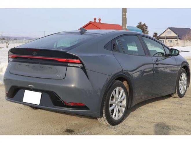 プリウス2.0 G E-Four 4WD　検R9/7　クルコン　バックカメラ　ブラインドスポットモニター　シートヒーター　Pソナーセンサー 2000