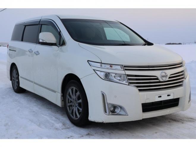 エルグランド2.5 250ハイウェイスター 4WD　検2年　スタッドレス　バックモニター　自社　ローンカノウ 2500