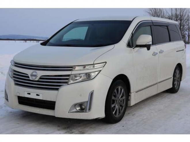 エルグランド2.5 250ハイウェイスター 4WD　検2年　スタッドレス　バックモニター　自社　ローンカノウ 2500