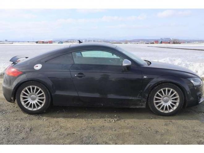 アウディTT クーペ 2.0 TFSI クワトロ Sラインリミテッド 4WD　検R9/9　バックモニター　ハーフレザー　自社　ローンカノウ 正規輸入車 2000