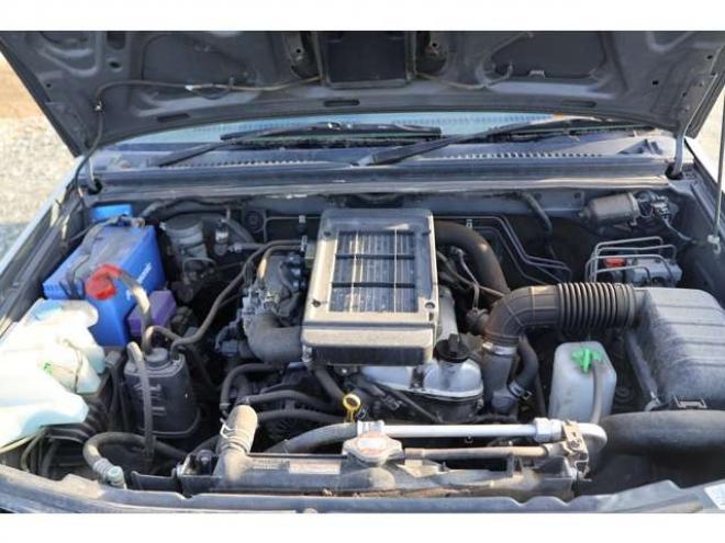 ジムニーランドベンチャー 4WD　リビルトタービン　シートヒーター　ハーフレザー 660
