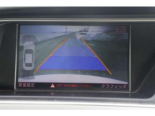 アウディA5スポーツバック 2.0 TFSI クワトロ 4WD　検R9/1　バックカメラ　自社　ローンカノウ 正規輸入車 2000