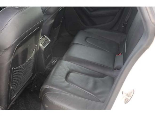 アウディA5スポーツバック 2.0 TFSI クワトロ 4WD　検R9/1　バックカメラ　自社　ローンカノウ 正規輸入車 2000