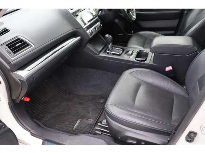 レガシィB4 2.5 リミテッド 4WD　検2年　パドルシフト　Bluetooth　自社　ローンカノウ 2500