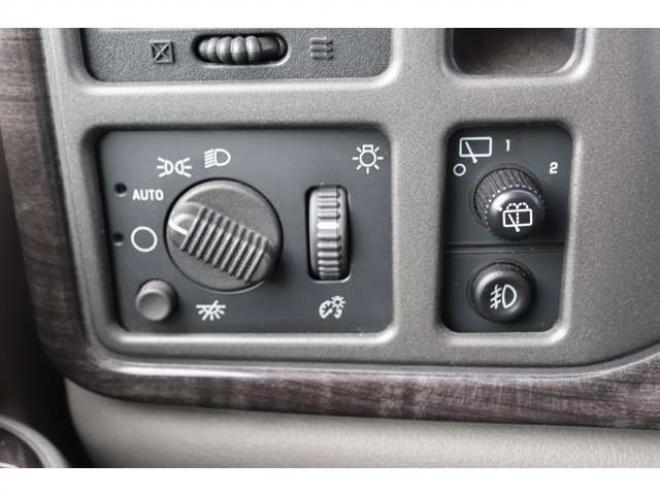 ユーコンデナリ 6.2 V8 4WD　検1年　貨物登録　革シート　サンルーフ　自社　ローンカノウ 6000