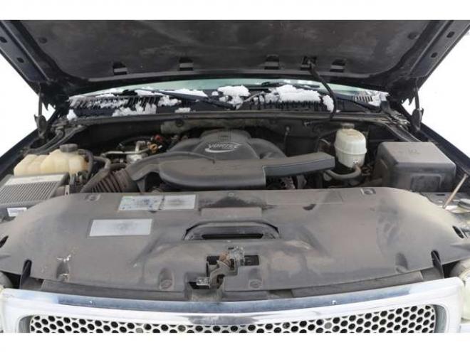 ユーコンデナリ 6.2 V8 4WD　検1年　貨物登録　革シート　サンルーフ　自社　ローンカノウ 6000