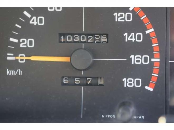 レオーネ4WD　検二年　スタッドレスタイヤ 1800