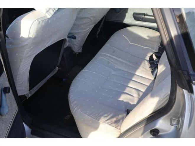 レオーネ4WD　検二年　スタッドレスタイヤ 1800