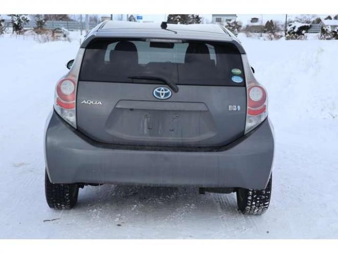 アクア1.5 S　検2年　スタッドレスタイヤ　自社　ローンカノウ 2WD 1500