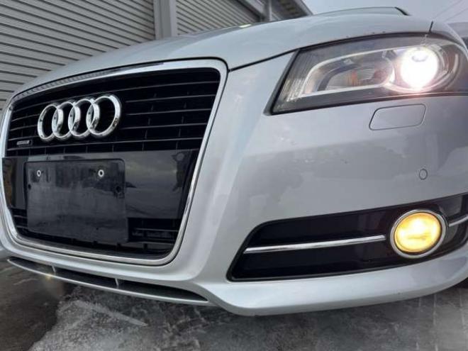 アウディA3スポーツバック 2.0 TFSI クワトロ 4WD　ナビ　TV　Bカメラ　Bluetooth 正規輸入車 2000