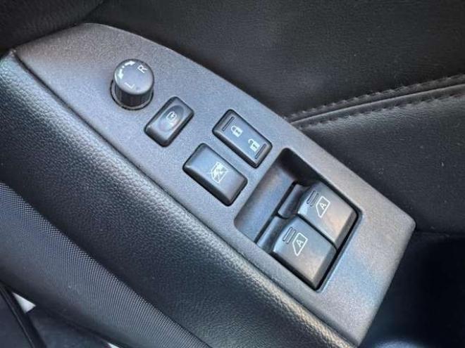 スカイラインクーペ3.7 370GT タイプS　夏冬タイヤ 2WD 3700