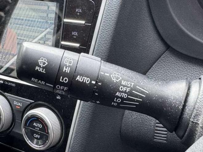 インプレッサスポーツ 2.0 i アイサイト 4WD　後期型　夏冬タイヤ　ナビ　TV　Bカメラ　Bluetooth 2000